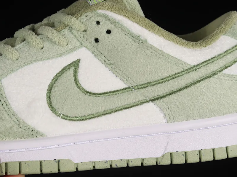 All categories Nk SB Dunk series Nk SB Dunk Low low-top sneakers C version Nk SB Dunk Low wool white green SB low-top sports and leisure sneakers DQ7579-300